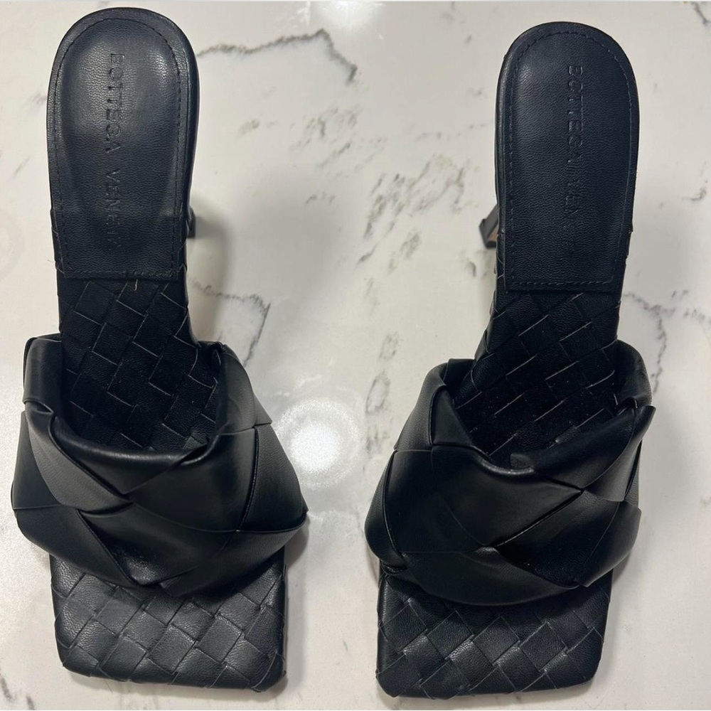 Bottega Venetta heels